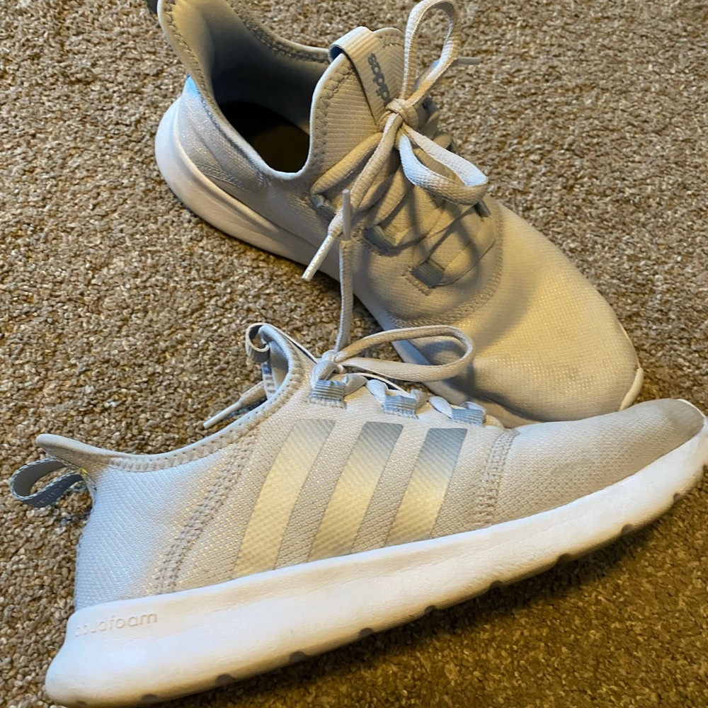 Women’s Cloudform Size 9